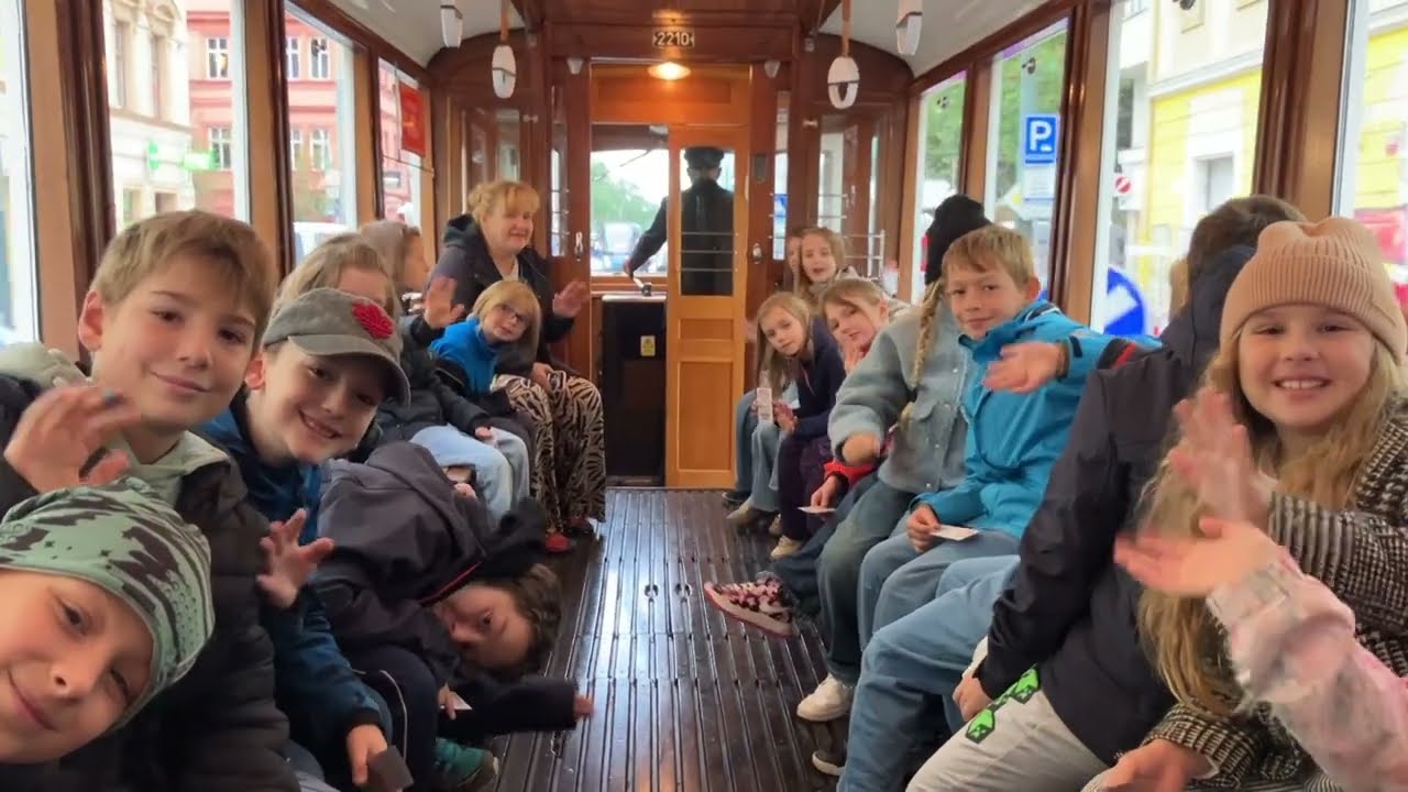 ZŠ Pernerova oslavila 130 let