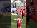 These reflexes! 😳🧤