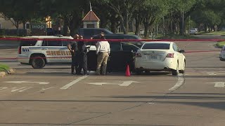 Man found dead with apparent stab wounds on FM 1960 in N Harris County, sheriff says