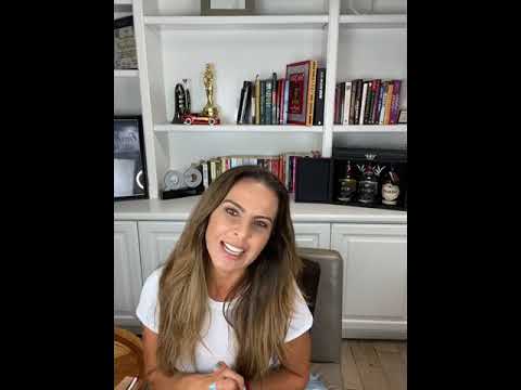 Vídeo: Kate del Castillo Patrimônio Líquido: Wiki, Casada, Família, Casamento, Salário, Irmãos