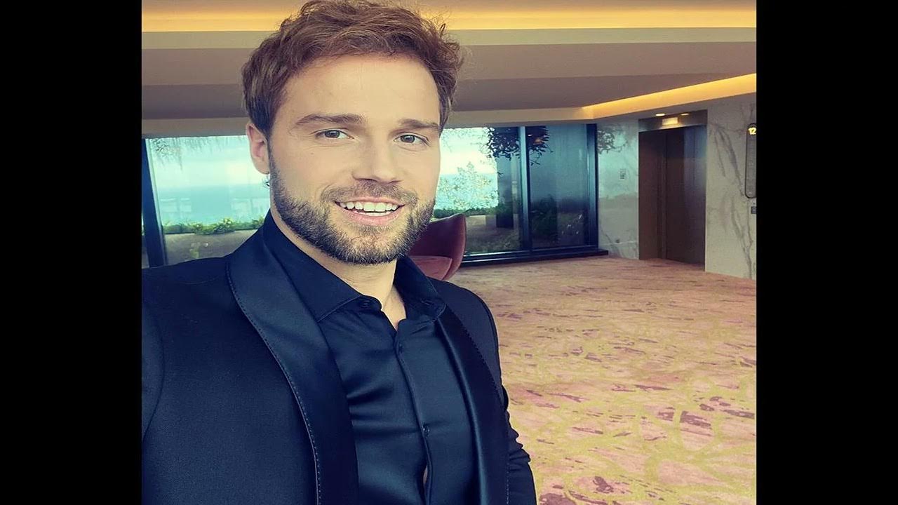 Бизнесмен алекс. Бизнесмен алекс. Муж бони алекс смерфит. Алексей яновский. Майкл смерфит.