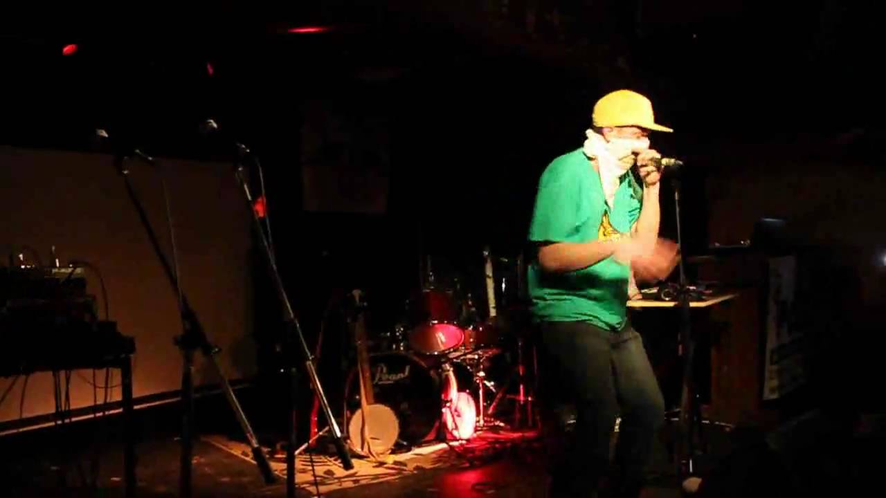 Illani Live at Logan's Pub