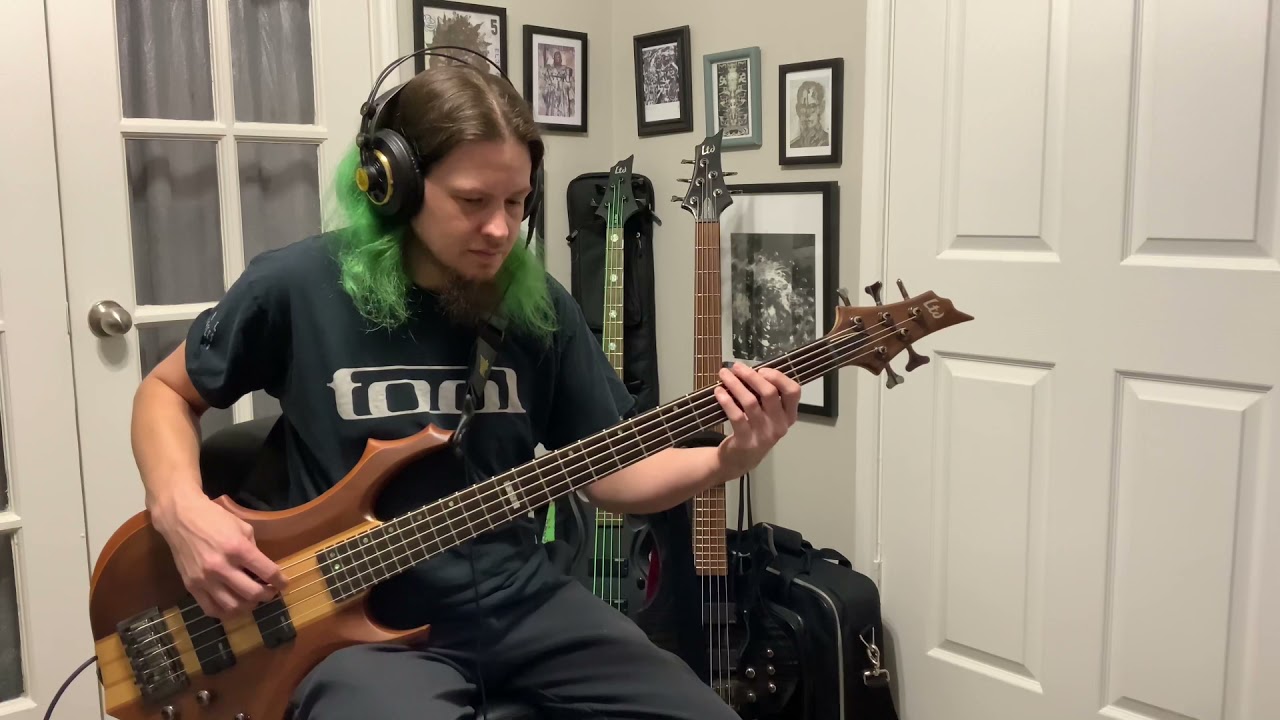 Rob Zombie - Living Dead Girl (Bass Cover)