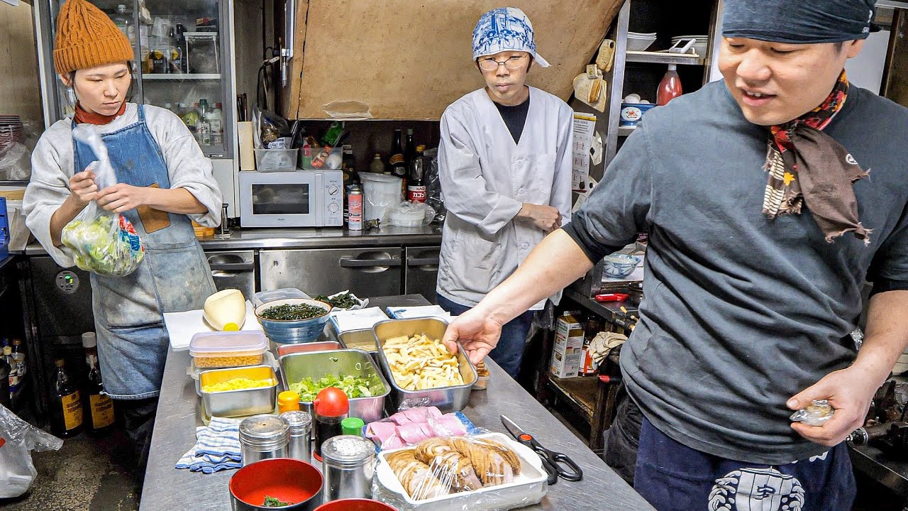 【京都市 阪急河原町駅3分】家族で営む激シブ大衆食堂！創業７７年愛され続ける秘密に密着丨Japanese Street Food