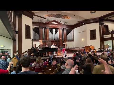 Asbury Revival Singing  "Agnus Dei"