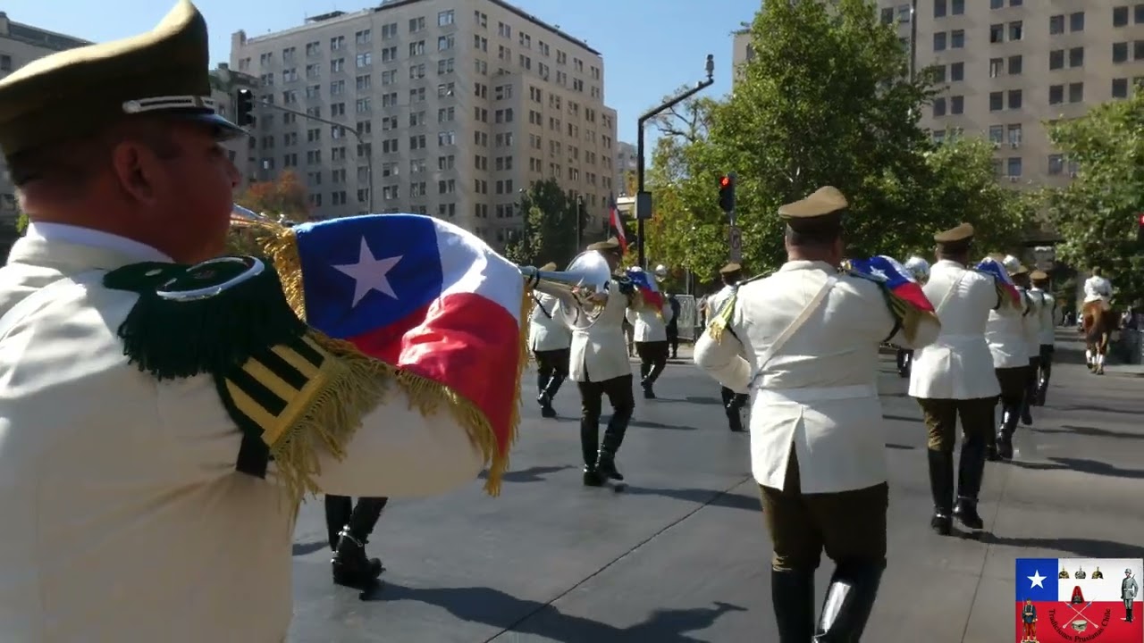 Orfeón Nacional de Carabineros Pasacalle Post Relevo de guardia Marchas: Orfelina y Aconcagua