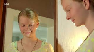 Mona Kriegt Ein Baby 2014 - Pregnant Scene 3