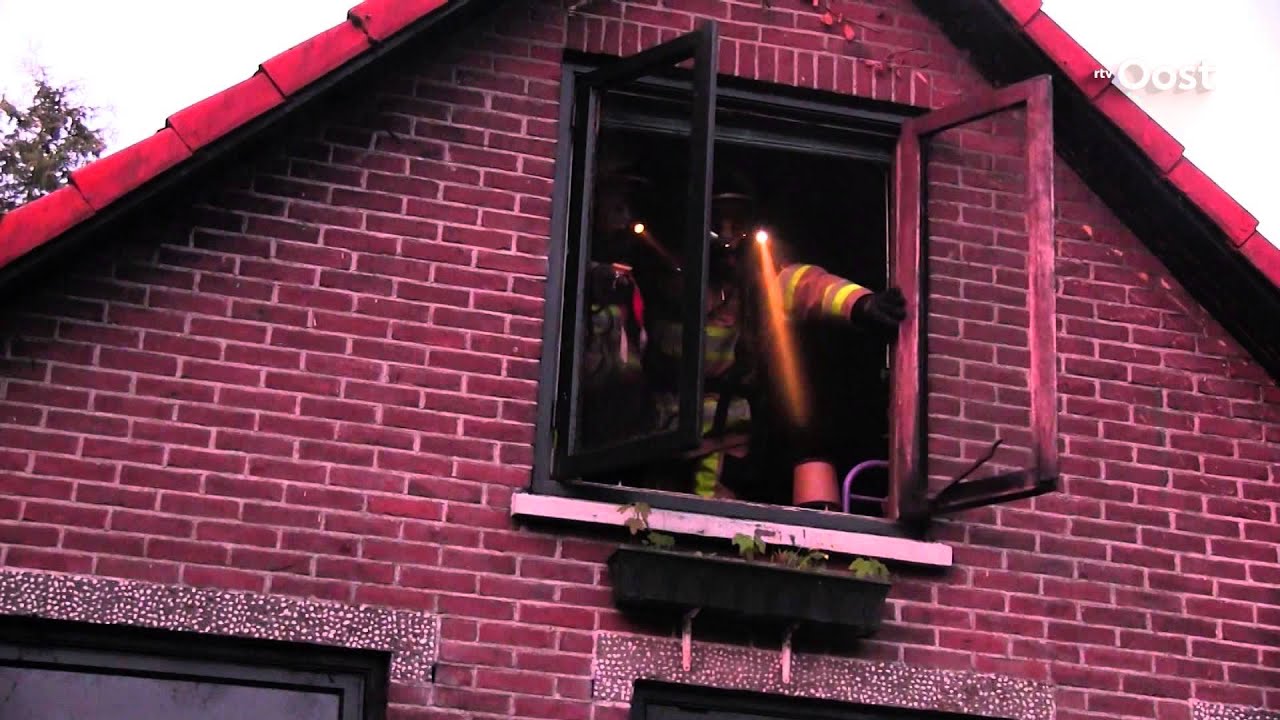 Flinke rookontwikkeling bij woningbrand in Wanneperveen