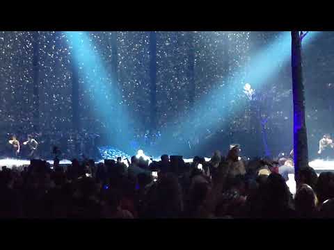 Justin Timberlake Cry Me A River Grand Rapids MI 4 4 19