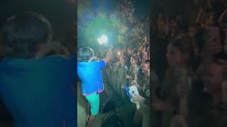 מני ממטרה הגיע לשמח את החיילים צילום שלומי כהן