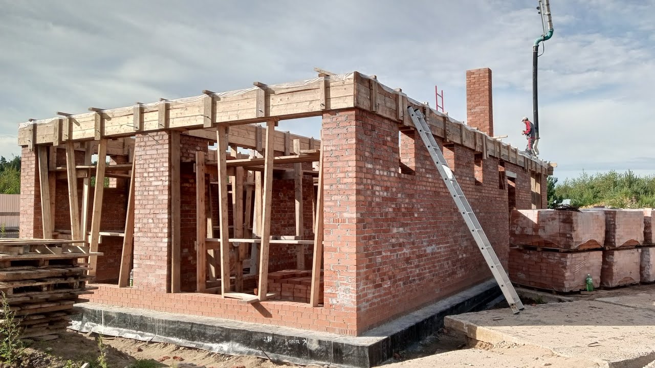 Подготовка и заливка армопояса под гараж и баню! - YouTube