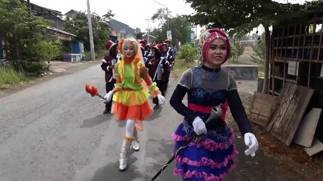 YALAL WATON MARCHING BAND SMP NEGERI 2 KRAMAT Live Kramat Tegal KE 34 Tahun 2017