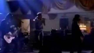 Guns N Roses - Knocking On Heavens Door.avi