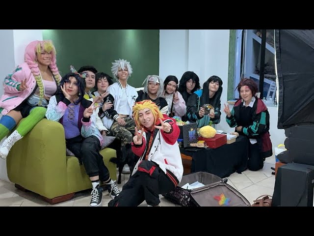 Los Pilares reaccionan a DULCES MEXICANOS y regalos EN DIRECTO-🔴🌶️