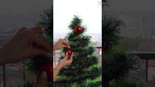 Transform Your Windows with This Cozy Christmas Glow Hack