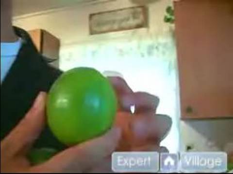 Video: Harvesting Limes - Scopri come e quando raccogliere una lime