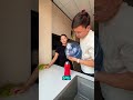 حاولت أن أ ظهر كيف لكنني فشلت فشلا ذريعا