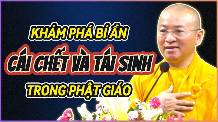 So sánh giá cầu thang gỗ và cầu thang kính