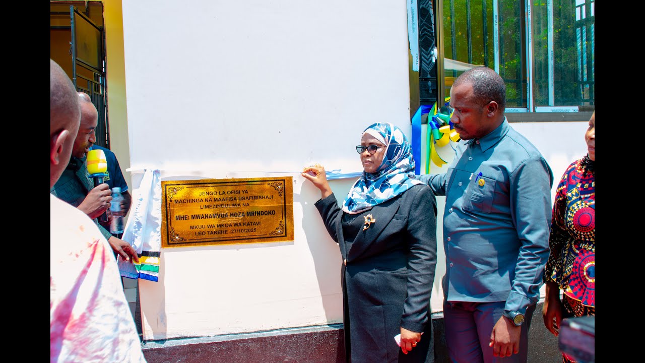 MKUU WA MKOA WA KATAVI AKABIDHI OFISI KWA MACHINGA NA MAAFISA USAFIRISHAJI