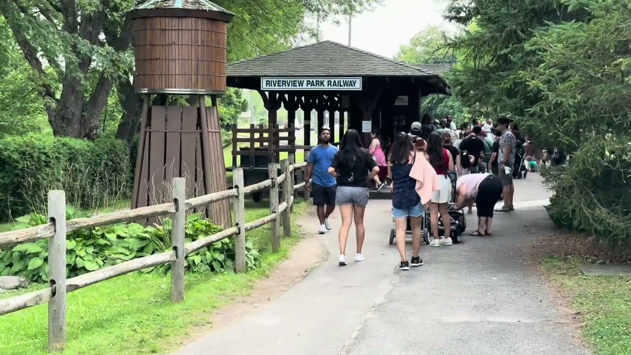 Riverview Park And Zoo Peterborough 