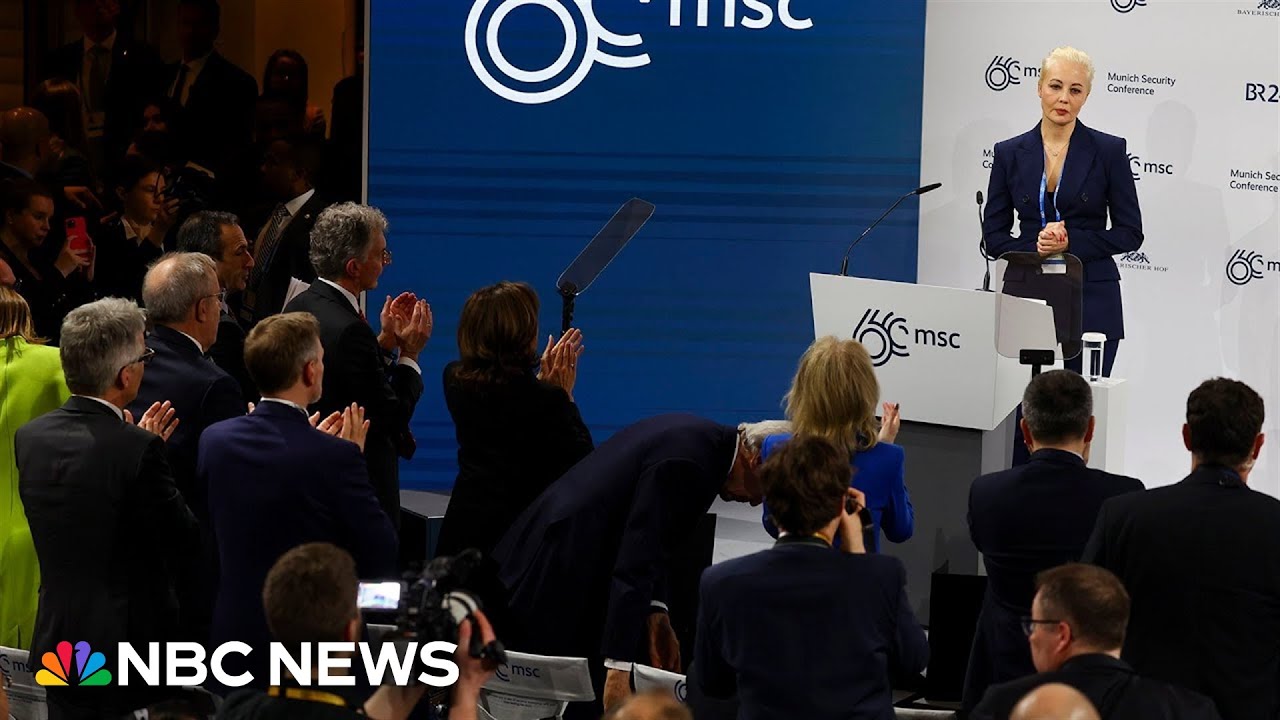 Alexei Navalany’s wife calls for defeat of Putin’s ‘horrific regime’