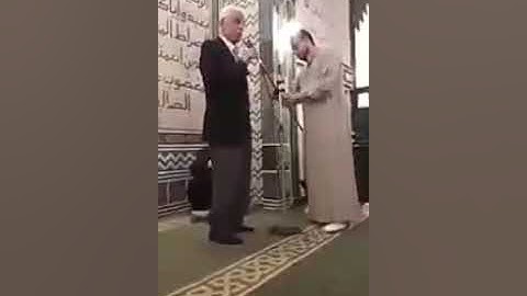 وَجَعَلْنَا مِنَ الْمَاءِ كُلَّ شَيْءٍ حَيٍّ ۖ أَفَلَا يُؤْمِنُونَ (30) سورة الانبياء