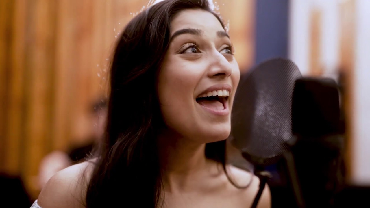 A Whole New World - Aladdin the Musical