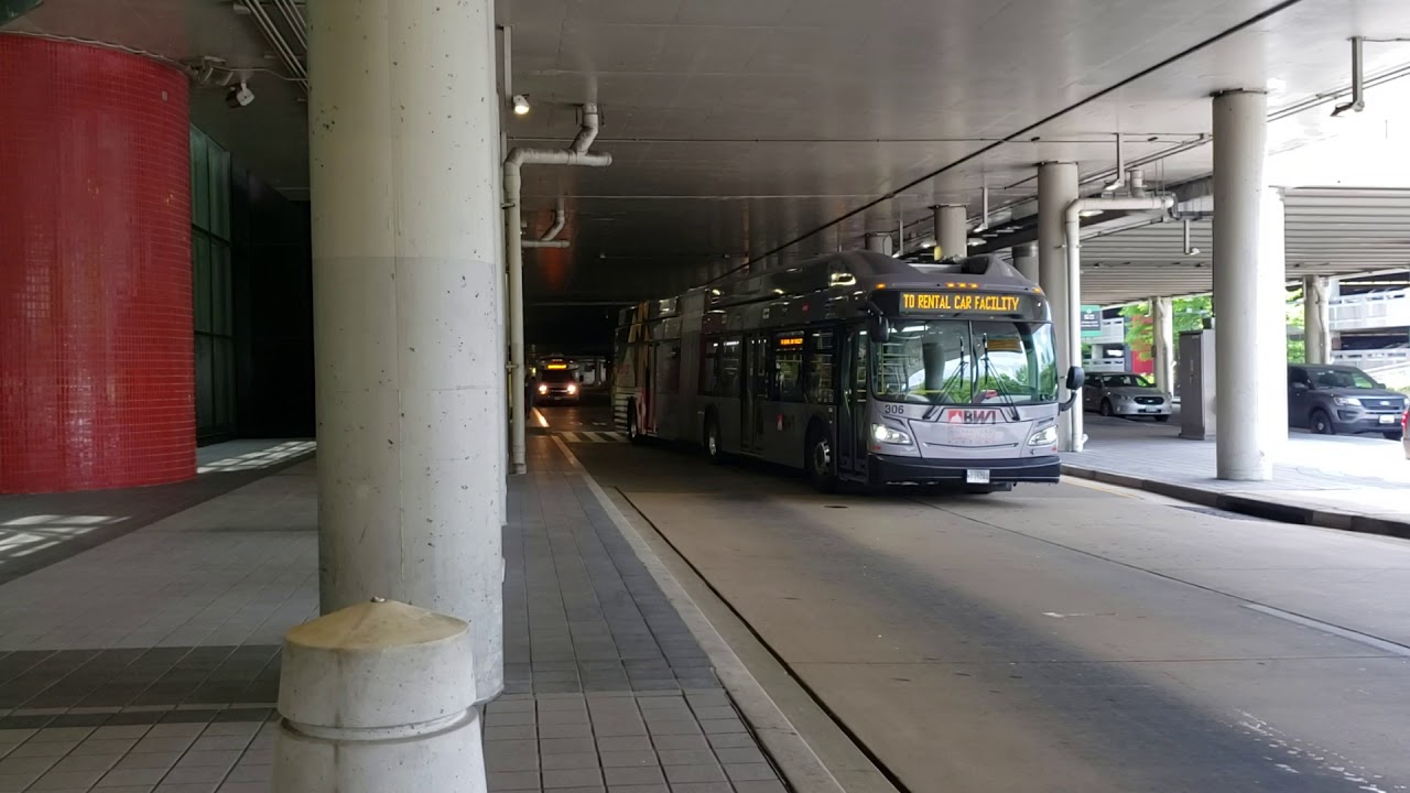 BWI Airport 2017 New Flyer XN60 Articulated (CNG) 306