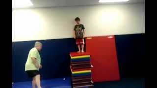gainer, First try at gainer, parkour kid
