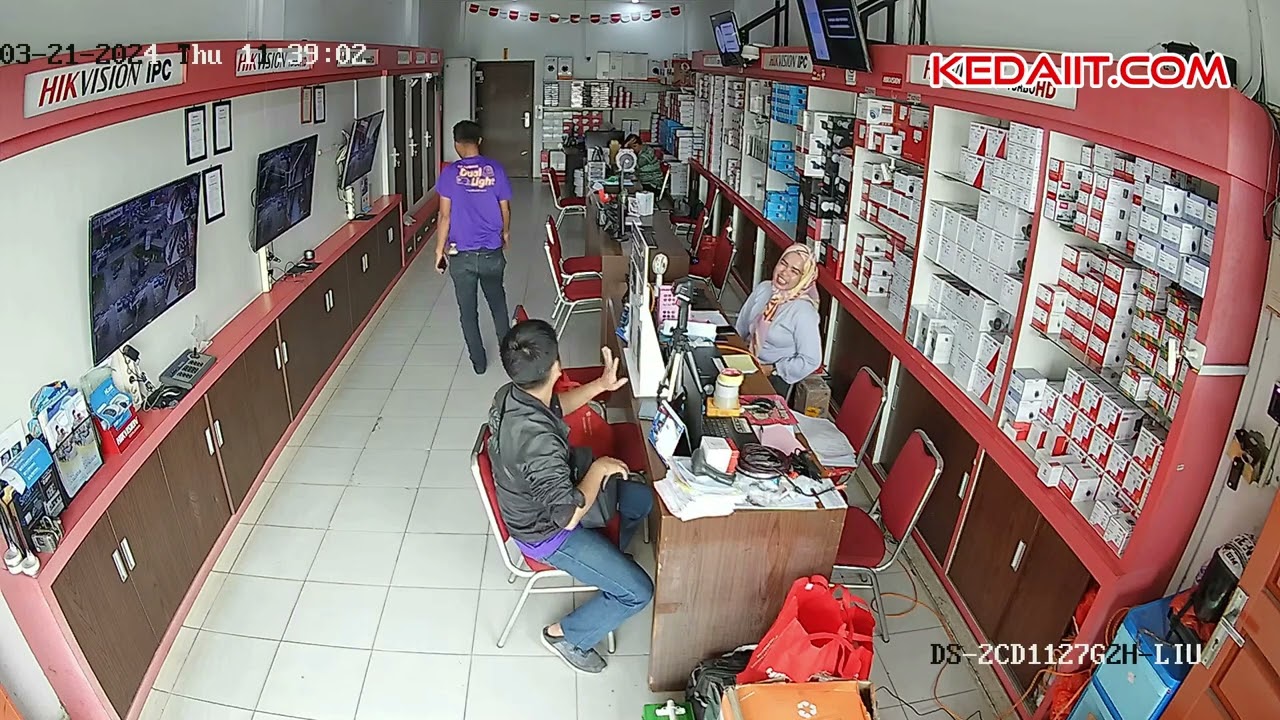 DS-2CD1127G2H-LIU 2 MP ColorVu with Smart Hybrid Light Fixed Dome Network Camera