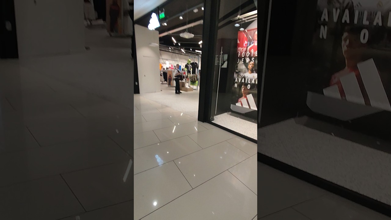 Adidas 11/07/25 - One Salonica Outlet Mol 🇬🇷 