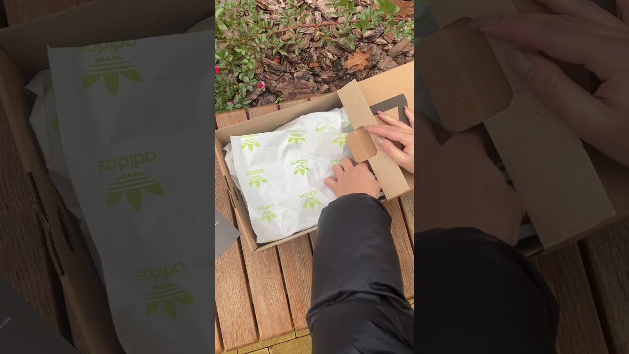 Adidas Yeezy 700 V2 "Hospital Blue" (Топ качество)