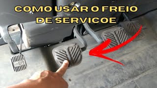 Empilhadeira a gás falando um pouco como utilizar os dois freios!!