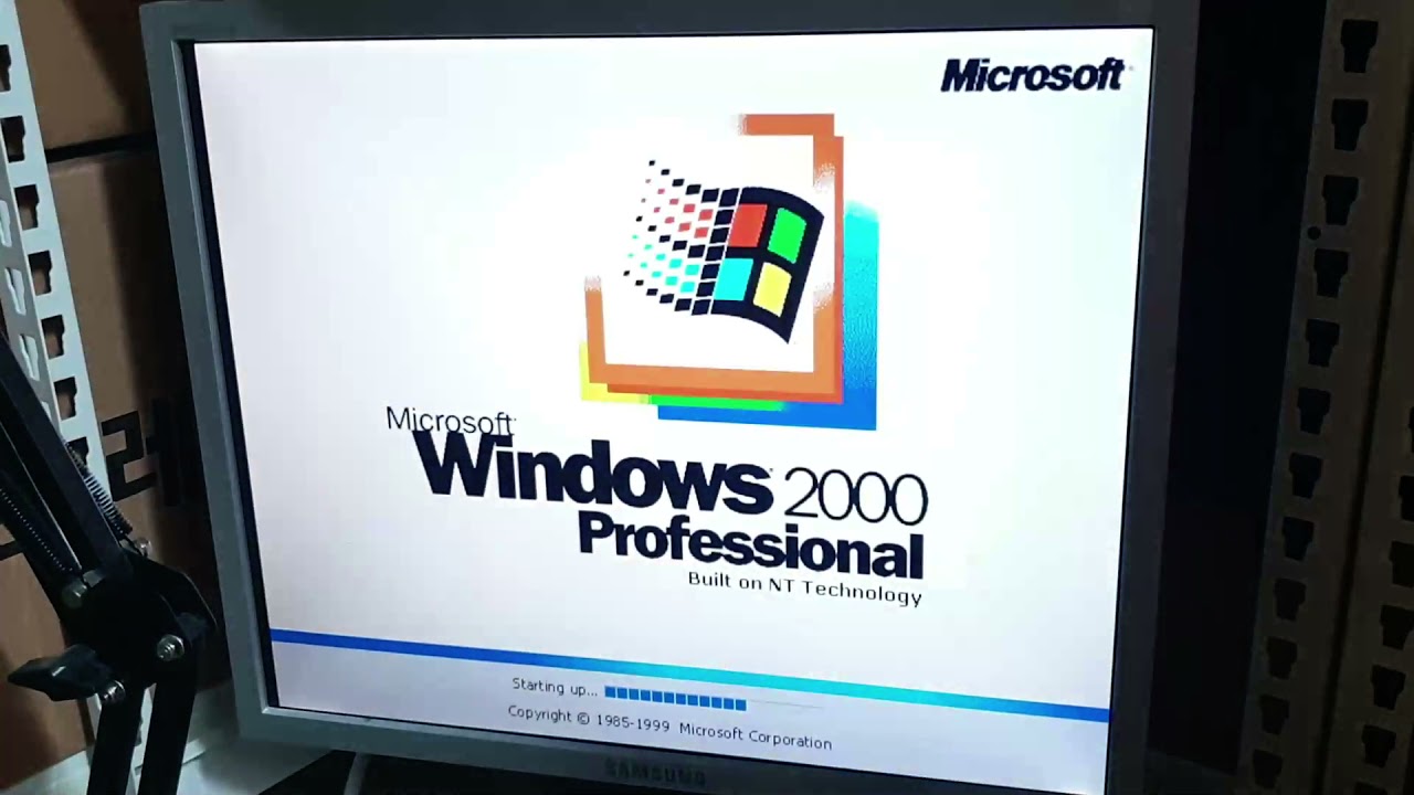 PENTIUM 4 SERVER WINDOWS 2000 BOOTING - YouTube