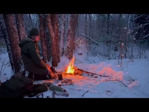 Fire by the Frozen River – Winter Bushcraft in the Wild