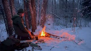 Fire By The Frozen River – Winter Bushcraft In The Wild