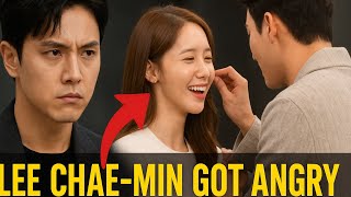 видео: Заснято на камеру: выражение лица Ли Чхэ Мин мгновенно меняется, когда она видит, что происходит ... картинка: Заснято на камеру: выражение лица Ли Чхэ Мин мгновенно меняется, когда она видит, что происходит ...