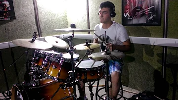 Burak Kılıç TAMA Drum solo...