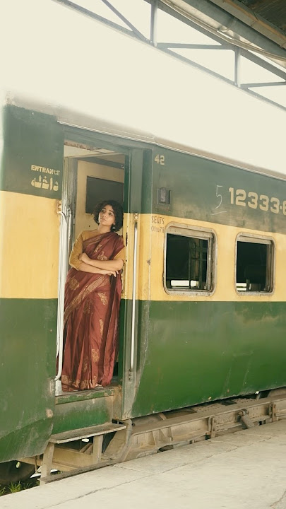 Roaming a railway station in a saree 💃✨ Desi vibes   vintage feels! #shorts #ootd
