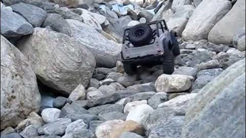 Axial SCX10 Dingo first run