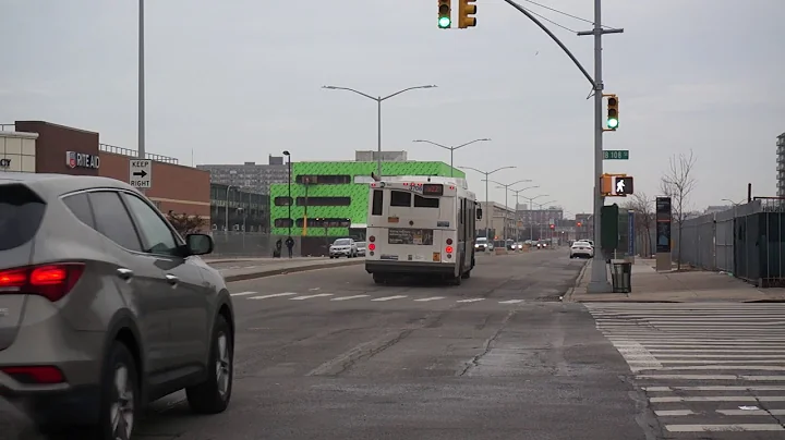 MTA Bus: Far Rockaway bound Orion VII 3706 Q22 at Beach 105 St/Rockaway Beach Blvd