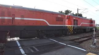 7202次貨物列車通過斗南鎮部前寮平交道 20200415