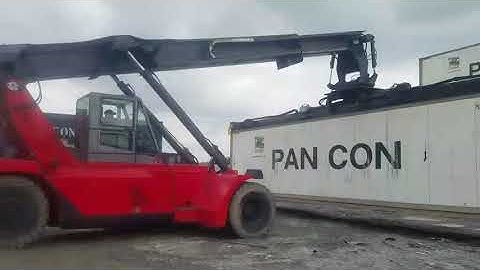 Ferrari 258 reach stacker
