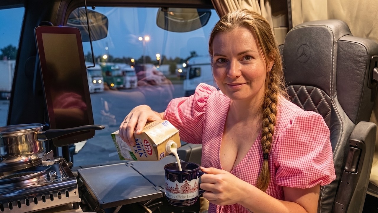 A woman's life on the road: From steaming morning coffee to sleeping in intense heat. Pure routine