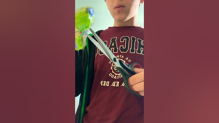 Quanti spruzzi di una mini Nerf Gun ci vogliono per riempire un bicchiere?