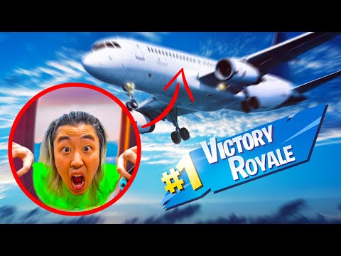 PLAYING Fortnite on a PLANE?! (30,000ft!!)