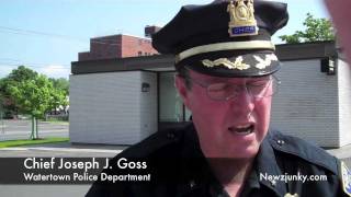 Newzjunky.com-Police Investigate Key Bank Robbery on Mill Street