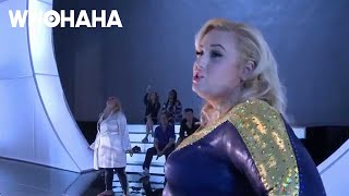 Pitch Perfect 2 | Behind the Scenes: Harness Training | WHOHAHA