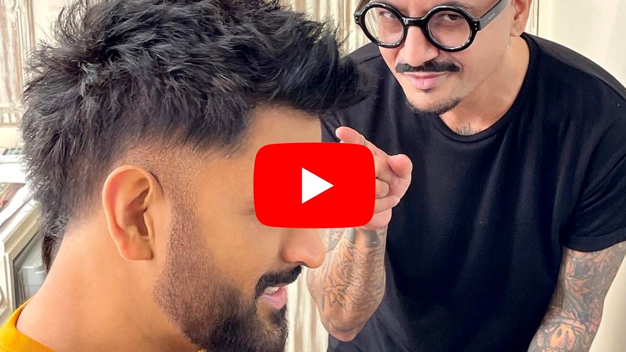 MS Dhoni new hair style: MS Dhoni's trendsetting new hairstyle takes  internet by storm - ​Dhoni's head-turning hairstyle​ | The Economic Times