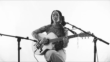 Yas VW - Intergalactic (Acoustic Session)